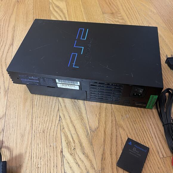 Sony PlayStation 2 SCPH 30001 R Silver Controller Memory Card 3 Games TESTED - Picture 4 of 13